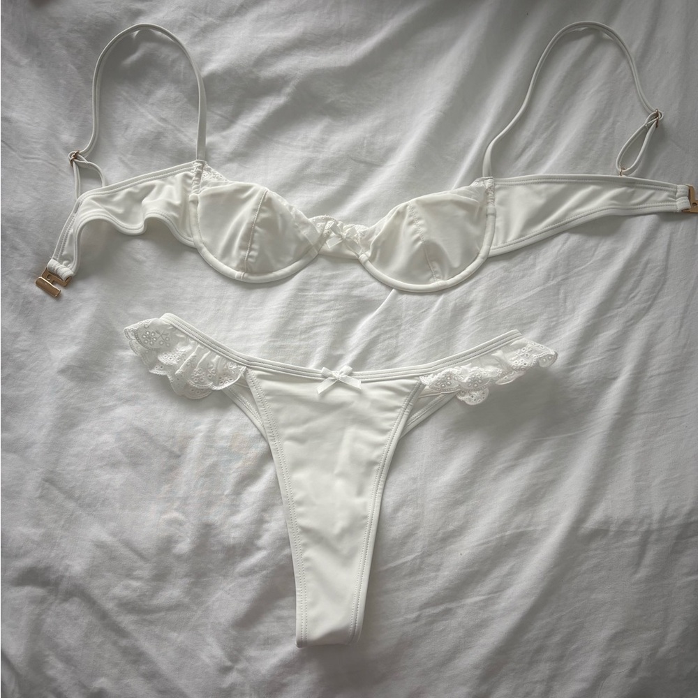 Elegant White Swim Set
